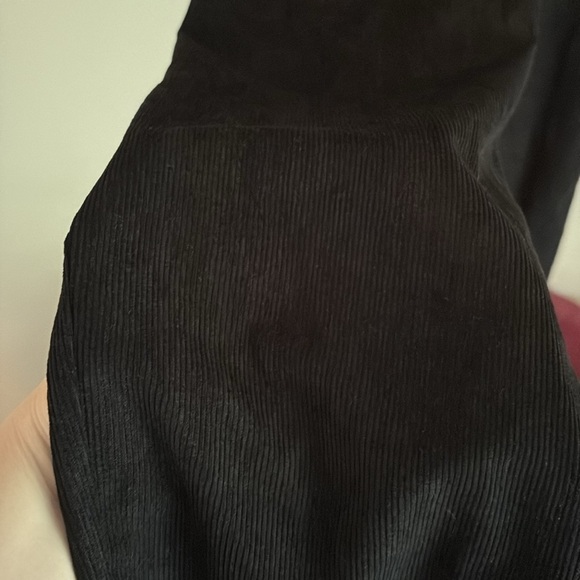 SHEIN Black Jumpsuit with Square Neckline and Relaxed Fit - Picture 2 of 10